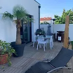 Maison De Piscine Interieure 펜션