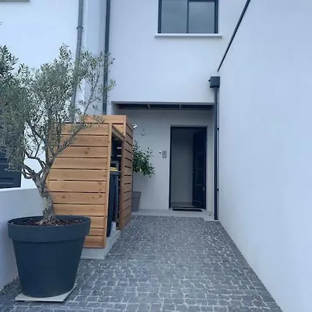 Maison De Piscine Interieure לה רושל