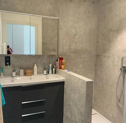 Maison De Piscine Interieure لا روشيل